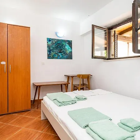 Odmor U Mediteranskom Okruzenju Apartment